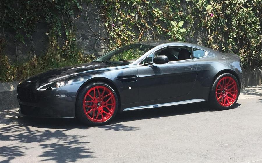 Aston Martin DB9 on Forgiato Wheels (MAGLIA-M) '2017